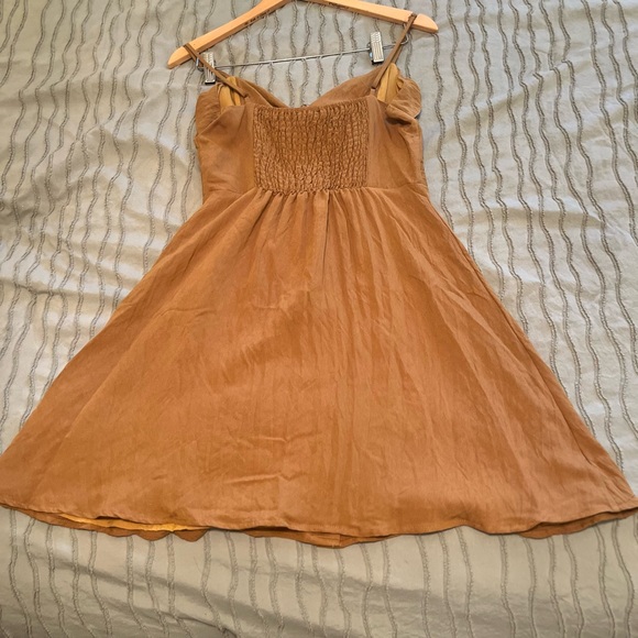 Women's Boho Twist Front Cami A Line Mini Dress Size: M - Picture 7 of 8